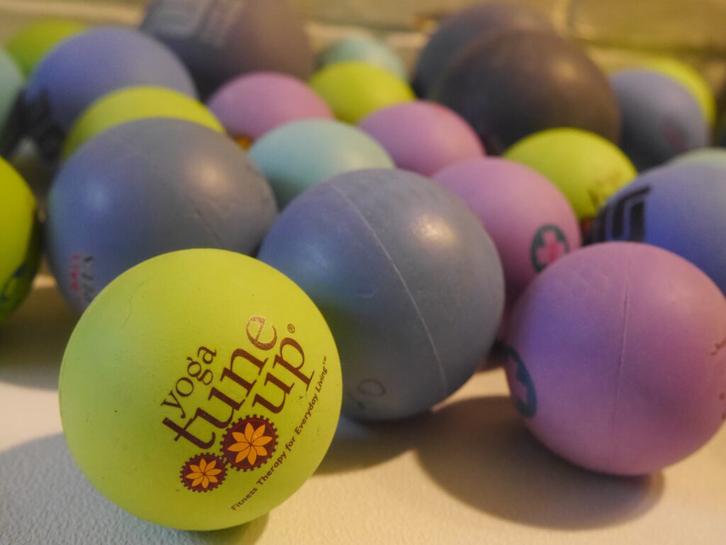 YTUセラピーボールを使いこなそう - ヨガチューナップ®ジャパン